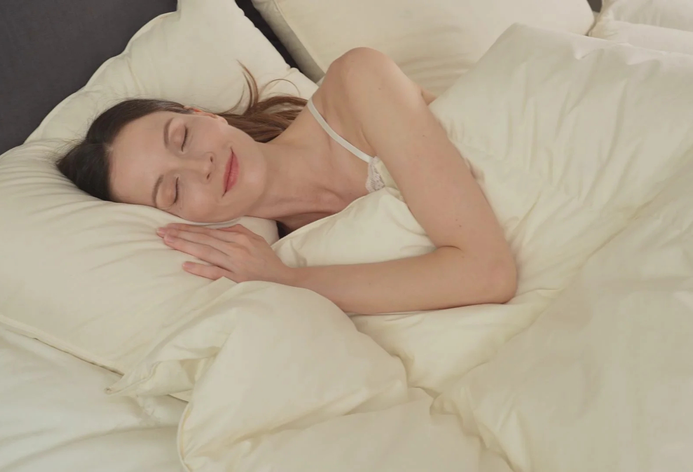 Puredown Review: Exploring Down Bedding for a More Comfortable Sleep Experience